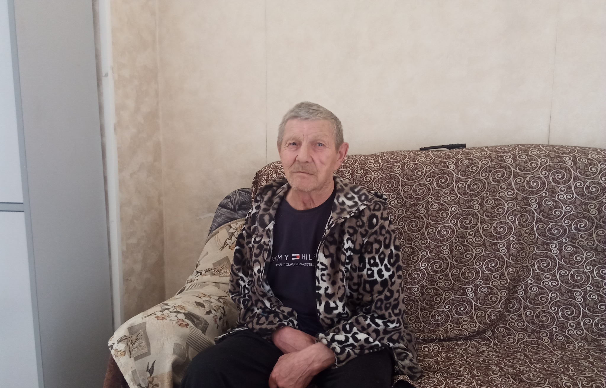 С надеждой в бущее