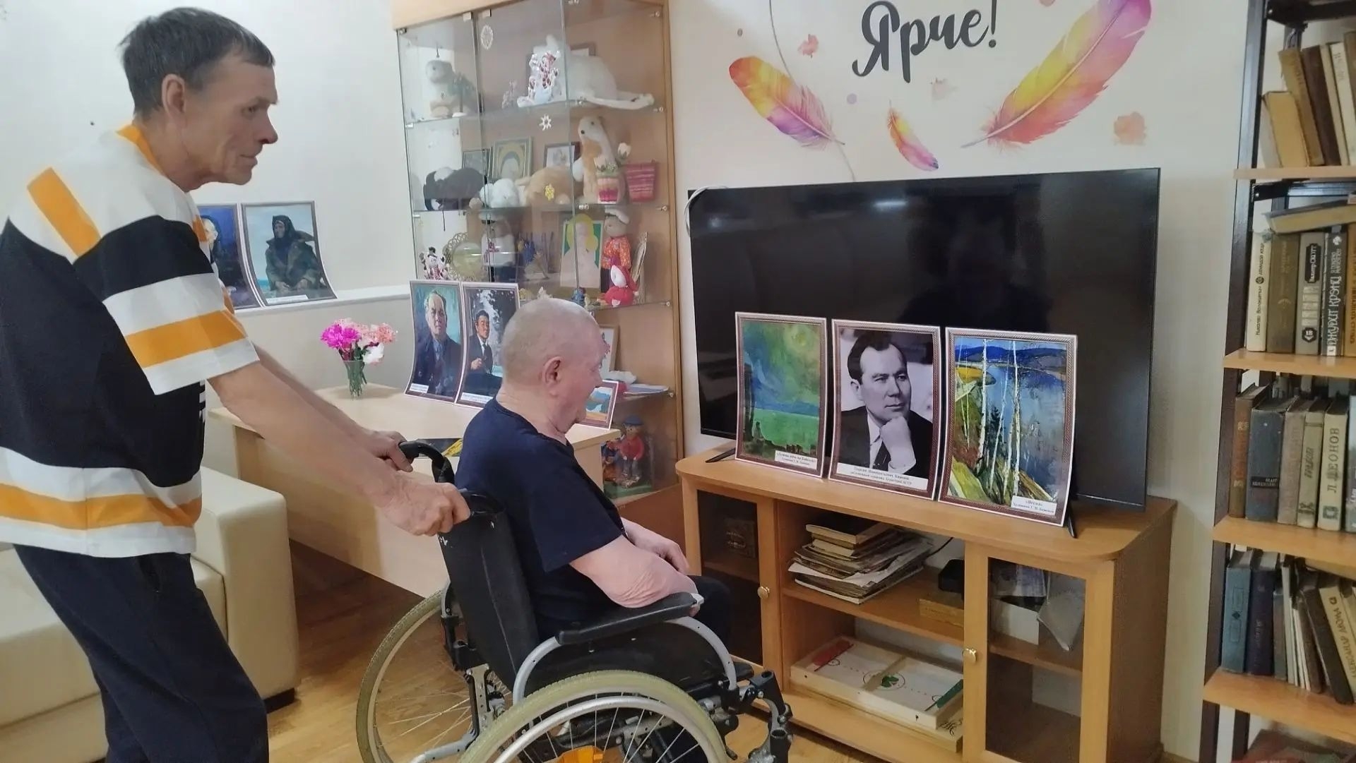 «Искусство рядом: фотовыставка работ Георгия Баженова»